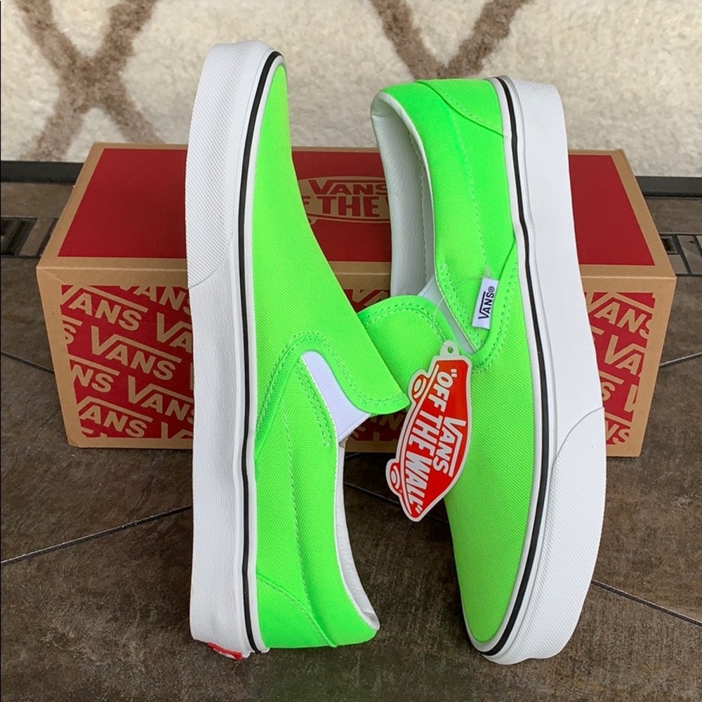 VANS CLASSIC SLIP ON NEON Green GECKO/True White W - Picture 7 of 16